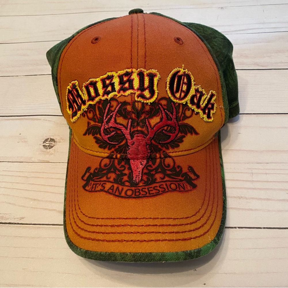 PARAMOUNT OUTDOORS Ladies Mossy Oak Skull It’s An Obsession Adjustable Cap